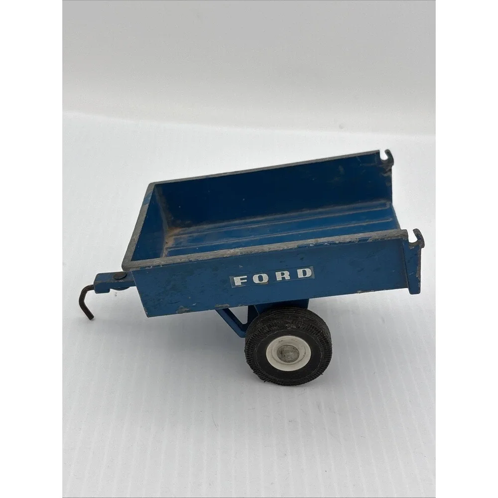 Ertl Blue Ford Toy Forage Wagon 1970's Trailer Bed Diecast 815-7211A Made USA